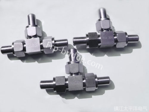 焊接(jiē)三通接頭(tóu)